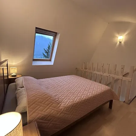 公寓 Apartma Kuku *